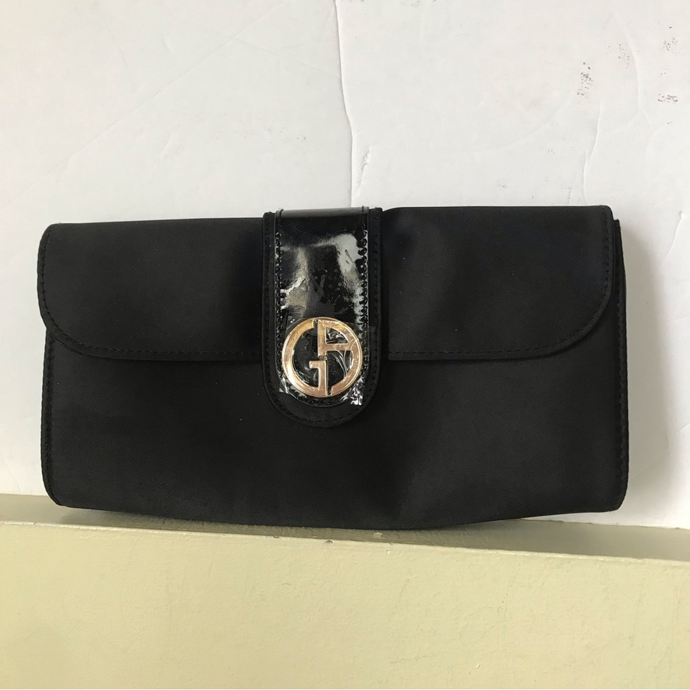 Giorgio Armani Parfum NEW Satin Gold GA Logo Clutch Cosmetic Bag Purse Organizer